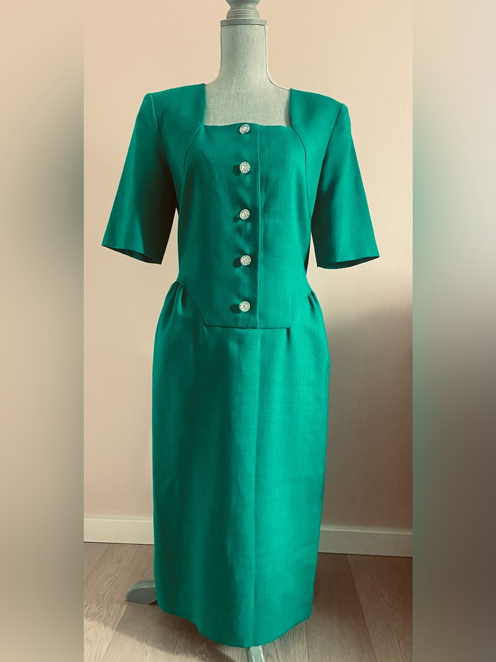 Vintage 80s Hanae Mori Green Linen Midi Dress with Basque Waist & Lucite Buttons